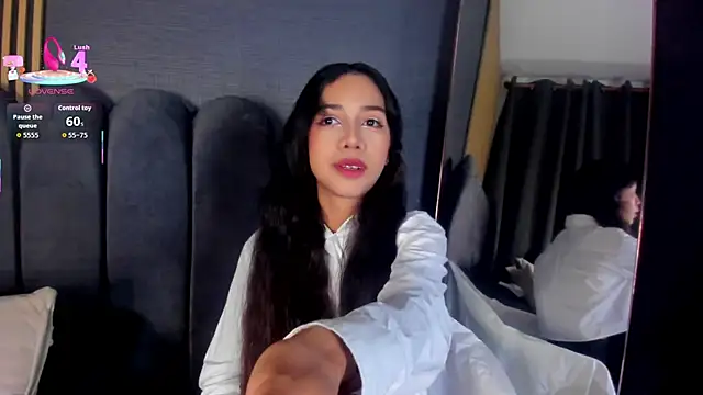 Gina 77 online show from 09-19-25, 01:37