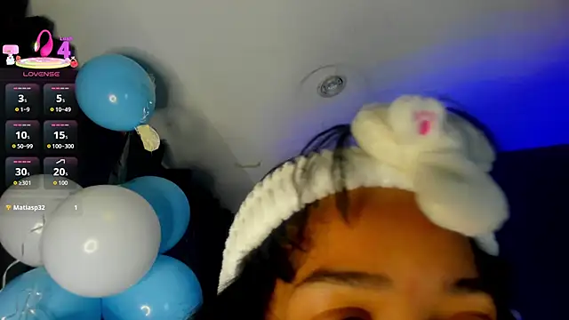 Gina 77 online show from 10-06-25, 12:06