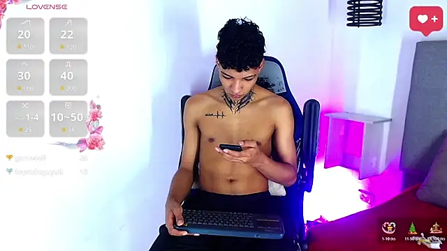 Rick Wade online show from 12-21-25, 03:47