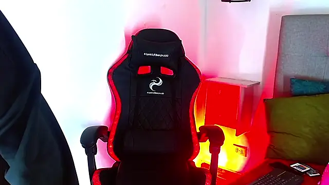 Rick Wade online show from 02-15-26, 04:24