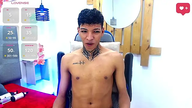 Rick Wade online show from 12-16-25, 03:55