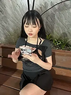 Yucheng  520 online show from 05-13-26, 09:38