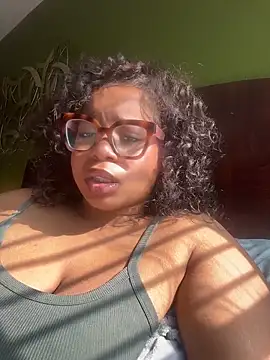 caramel  cremes online show from 05-10-26, 02:30