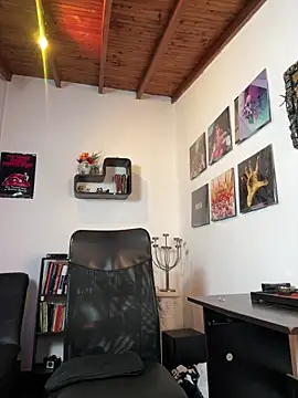 AlekBlake  online show from 05-04-26, 04:16
