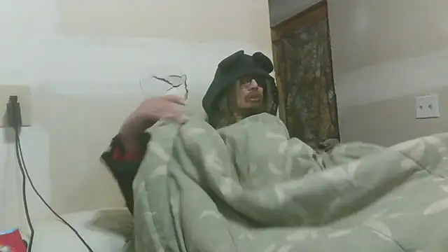 Snapshot of dandonn chatting on 01-13-26, 12:09 dandonn online show from 01-13-26, 12:09