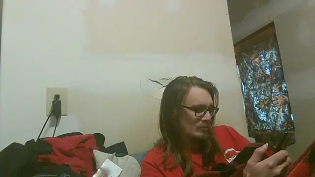 Snapshot of dandonn chatting on 02-02-26, 01:43 dandonn online show from 02-02-26, 01:43