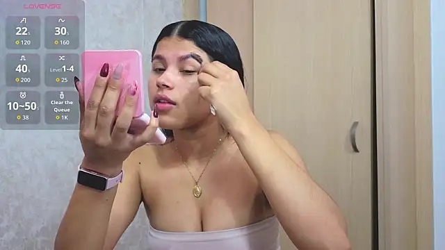 yulissa girls online show from 05-13-26, 11:28