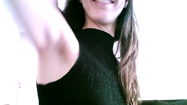 Snapshot of sweetsinxxx chatting on 09-30-25, 03:51 sweetsinxxx online show from 09-30-25, 03:51