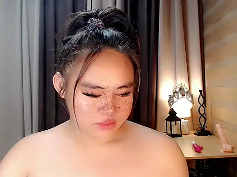 Snapshot of ursexy_ceciliaxx chatting on 10-06-25, 02:29 ursexy ceciliaxx online show from 10-06-25, 02:29