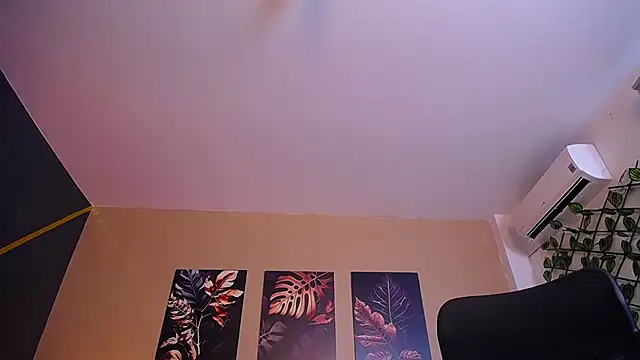 ChristopherBlack  online show from 10-23-25, 01:10