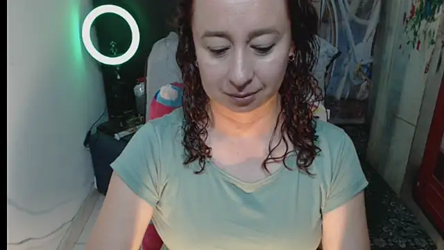 Milf Valeria online show from 11-12-25, 03:05