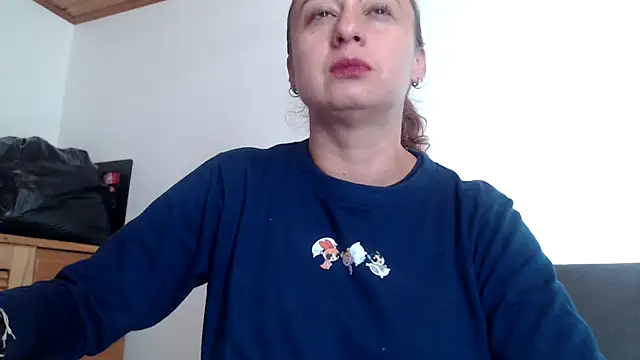 Milf Valeria online show from 05-22-26, 05:44