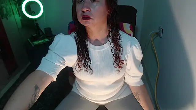 Milf Valeria online show from 09-22-25, 02:56