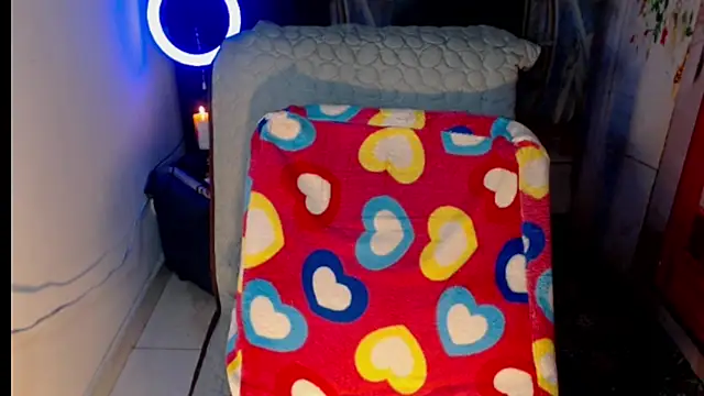 Milf Valeria online show from 10-21-25, 02:27