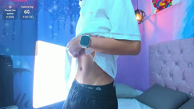 MaxiWildd online show from 03-31-26, 01:13