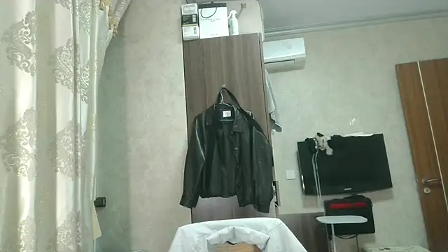 chengliyan online show from 11-26-25, 10:26