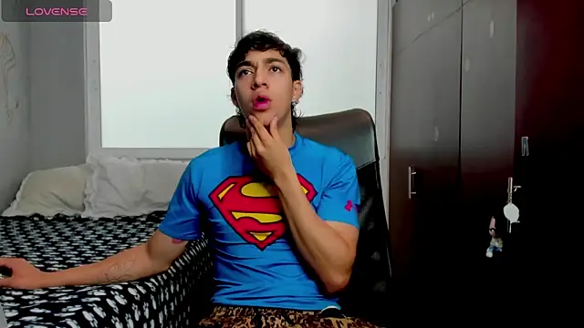 Noxx starkK online show from 12-17-25, 06:02