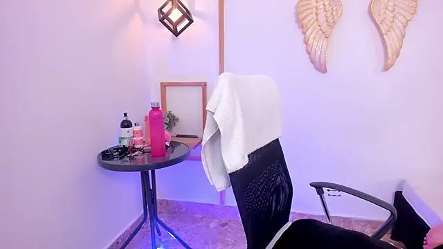 Snapshot of Hanny_belle chatting on 09-11-25, 01:22 Hanny belle online show from 09-11-25, 01:22