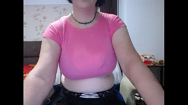 Snapshot of Mary_x chatting on 10-08-25, 02:46 Mary x online show from 10-08-25, 02:46