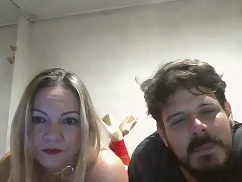 strawberry ana online show from 12-14-25, 05:46