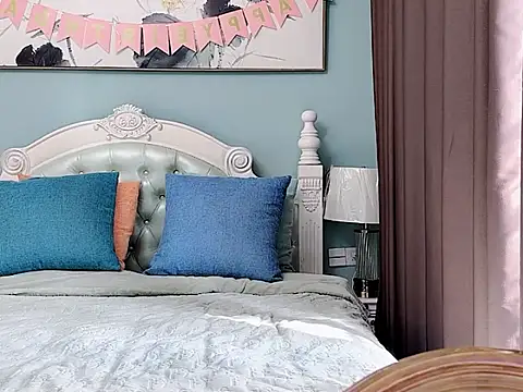 sarah111 online show from 01-14-26, 03:21