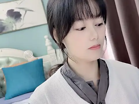 sarah111 online show from 11-05-25, 02:47