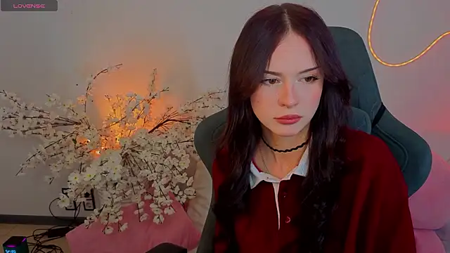 Adetta online show from 03-25-26, 02:44