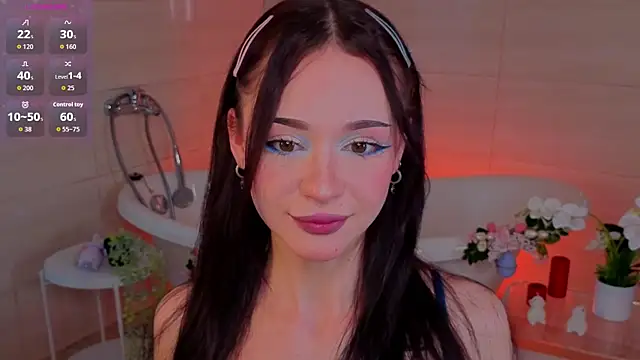 Adetta online show from 04-06-26, 03:02