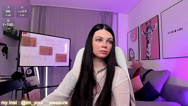 Michela Fruet online show from 12-02-25, 01:06