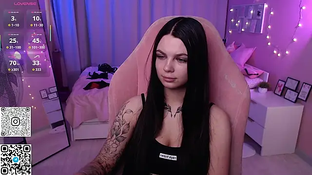 Snapshot of Michela_Fruet chatting on 05-03-26, 01:11 Michela Fruet online show from 05-03-26, 01:11