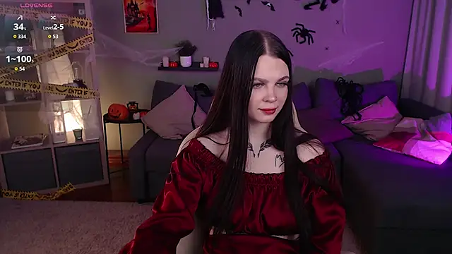 Michela Fruet online show from 10-27-25, 01:06