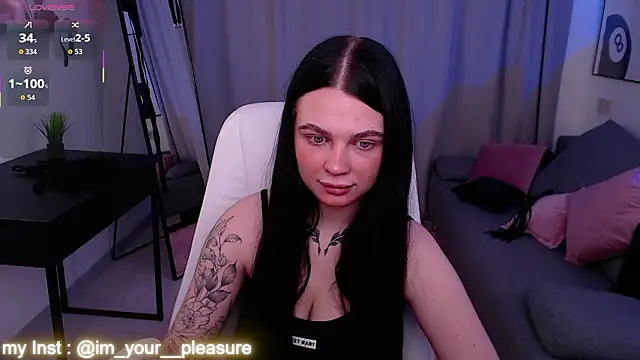 Michela Fruet online show from 02-17-26, 01:03