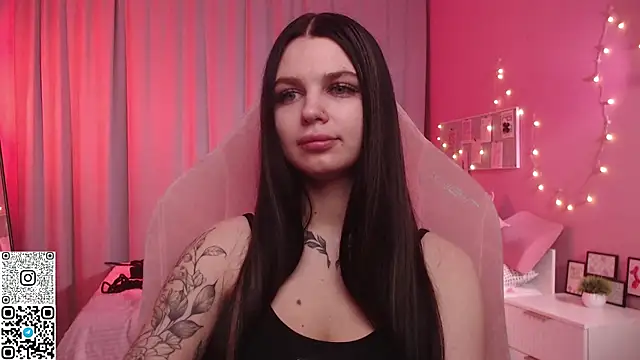 Snapshot of Michela_Fruet chatting on 05-31-26, 01:11 Michela Fruet online show from 05-31-26, 01:11