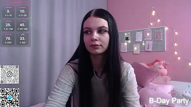 Snapshot of Michela_Fruet chatting on 04-24-26, 01:07 Michela Fruet online show from 04-24-26, 01:07