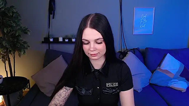 Michela Fruet online show from 09-18-25, 01:08