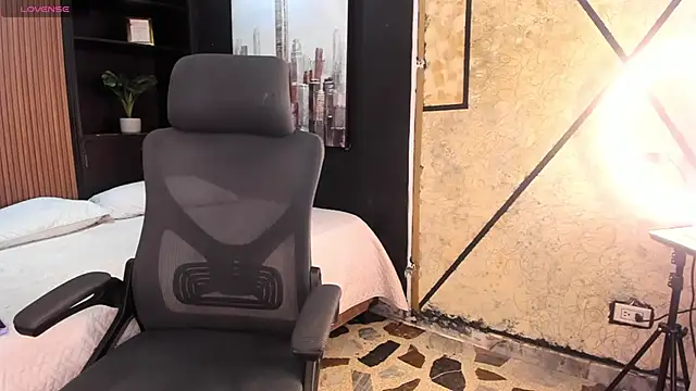 AmbarFoxx  online show from 02-13-26, 01:16