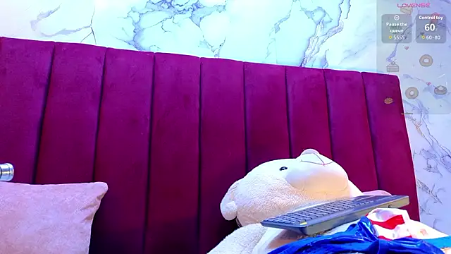 PrincePoppy online show from 02-06-26, 04:08