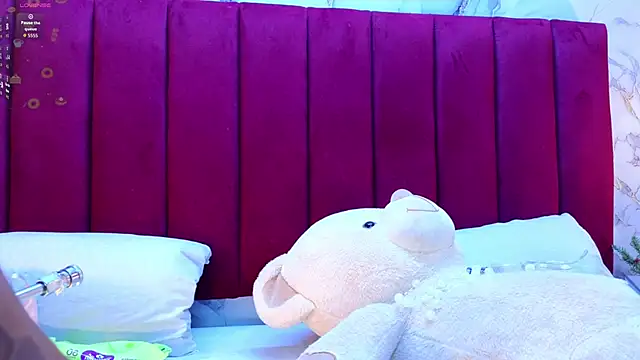 PrincePoppy online show from 12-22-25, 08:42