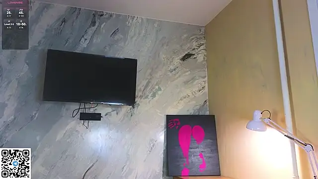 miss bubbles  online show from 10-13-25, 12:34