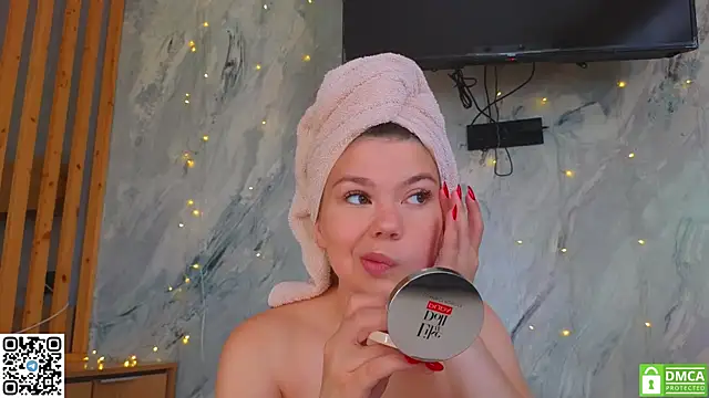 miss bubbles  online show from 07-17-26, 02:09