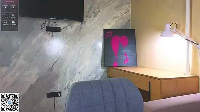 miss bubbles  online show from 10-11-25, 12:22