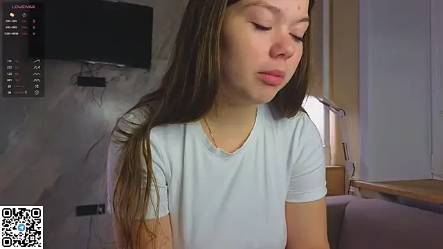 miss bubbles  online show from 11-25-25, 12:00