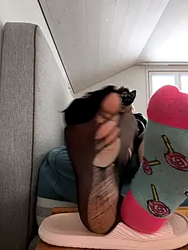 Teafeet online show from 03-26-26, 04:16