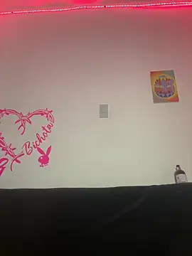 Valen G111 online show from 10-30-25, 01:42