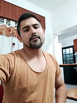 Bradd 32 online show from 12-14-25, 04:08