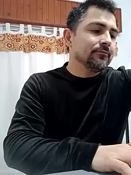 Bradd 32 online show from 06-29-26, 11:54
