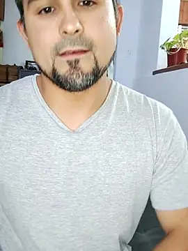 Bradd 32 online show from 11-30-25, 05:41