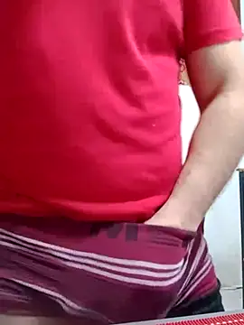 Bradd 32 online show from 06-27-26, 12:22