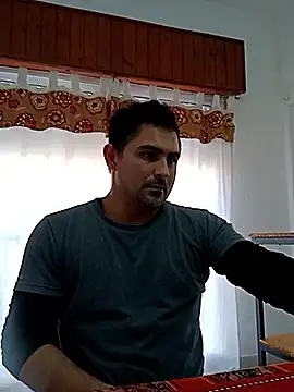 Bradd 32 online show from 05-30-26, 05:18