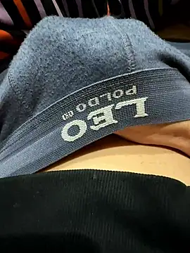 Snapshot of adiluci1 chatting on 01-11-26, 04:08 adiluci1 online show from 01-11-26, 04:08